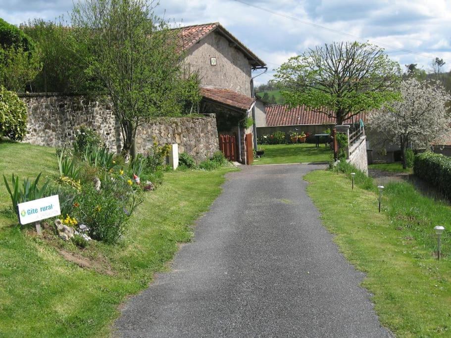 Cottage By The Chateau With Pool In National Parc Les Salles-Lavauguyon Exterior foto